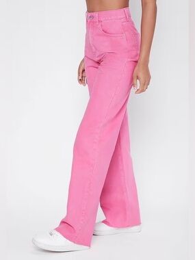 Zara "The boogie pant" High-Waist Extra Wide Leg Jeans in Bubblegum Shade Size 6